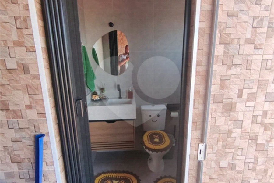 Sobrado à venda com 2 quartos, sendo 1 suíte, em Parque Novo Oratório, Santo André, SP
