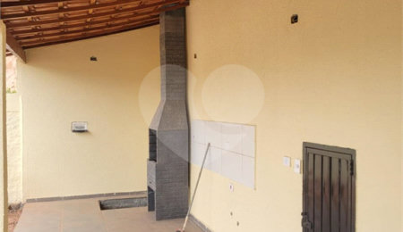 Casa à venda com 3 quartos, sendo 1 suíte,  no condomínio Mirante da Mantiqueira I, Mairiporã - SP
