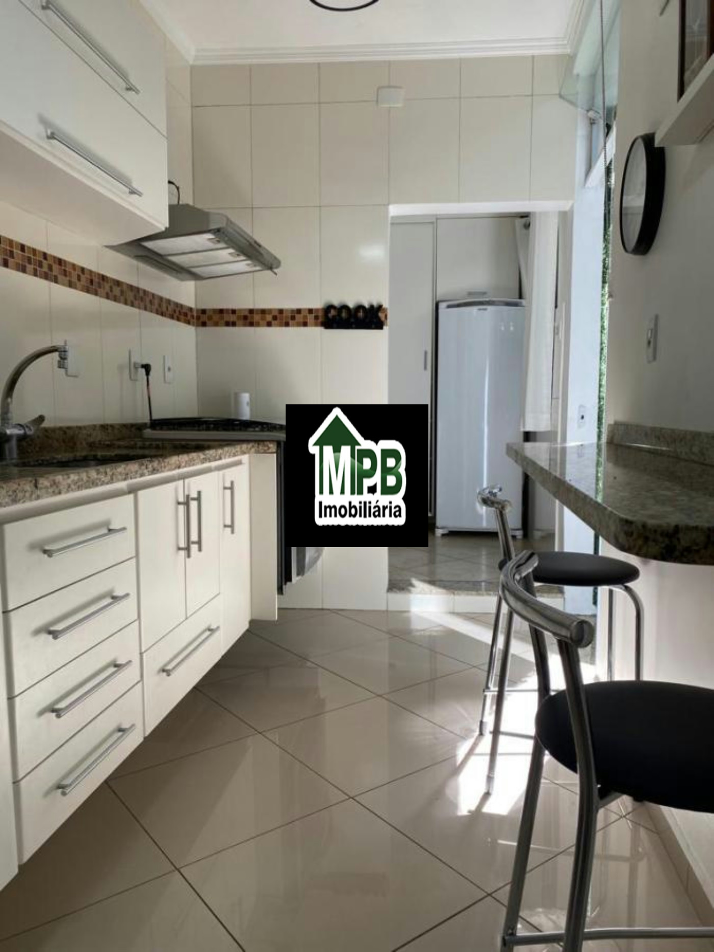 Sobrado à venda com 3 quartos, sendo 1 suíte, em Vila Carvalho, Sorocaba, SP