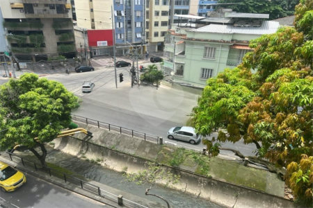 Apartamento à venda com 3 quartos, sendo 1 suíte, em Tijuca, Rio de Janeiro, RJ