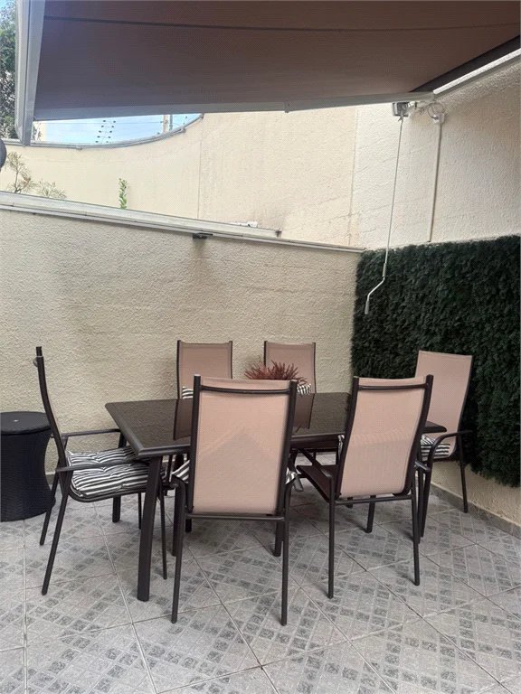 Casa à venda com 3 quartos, sendo 1 suíte, no condomínio Villas de São Francisco, São Paulo - SP