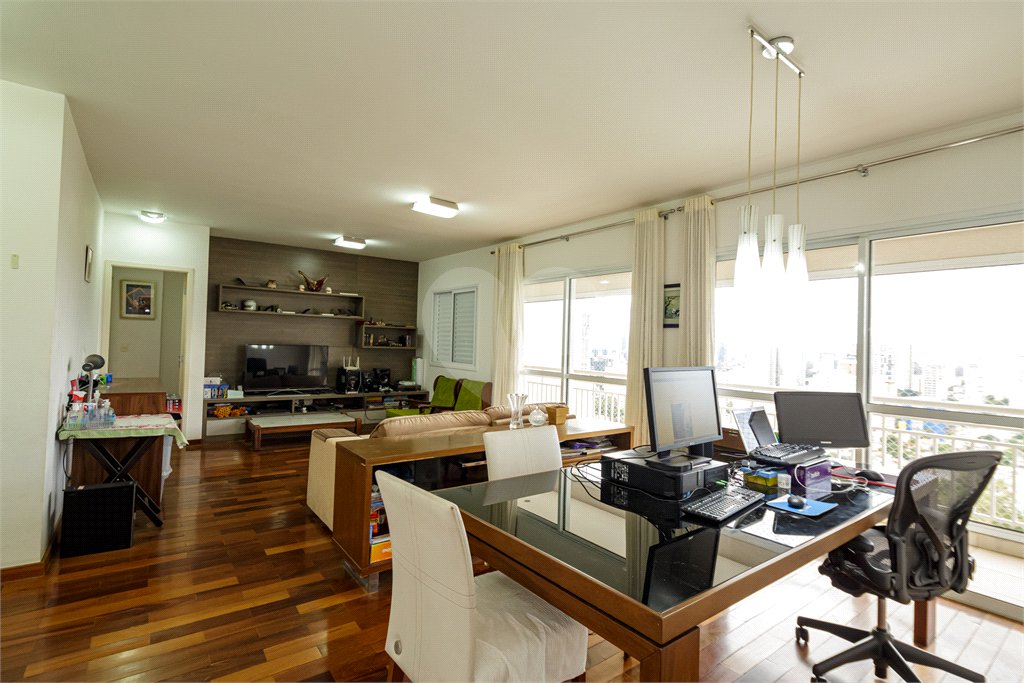 Apartamento à venda com 3 suítes em Alto da Boa Vista, São Paulo, SP