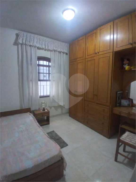 Sobrado à venda com 4 quartos, sendo 2 suítes, em Tremembé, São Paulo, SP