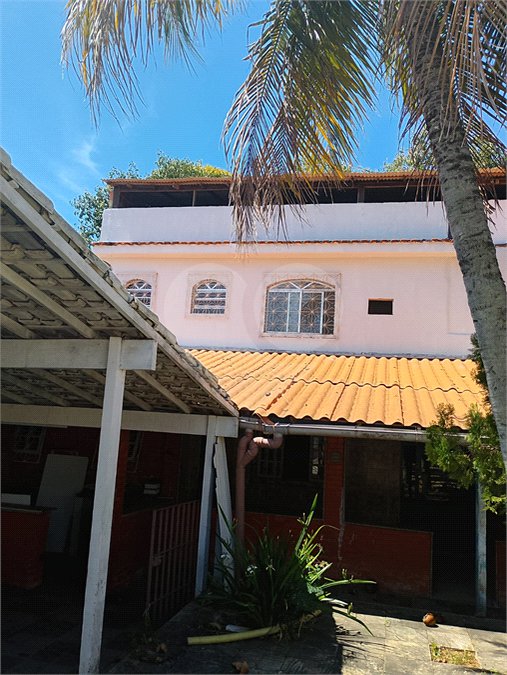 Casa à venda com 3 quartos, sendo 1 suíte, em Sepetiba, Rio de Janeiro, RJ