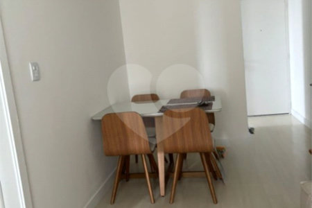 Apartamento à venda com 2 quartos em Vila Bertioga, São Paulo, SP