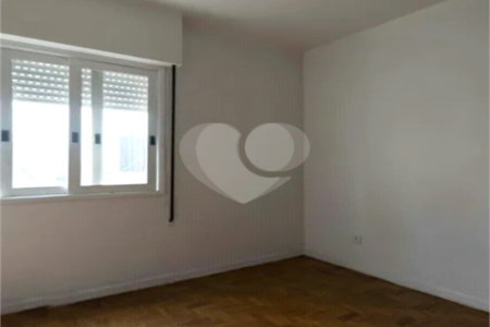 Apartamento à venda com 3 quartos, sendo 2 suítes, em Cambuci, São Paulo, SP
