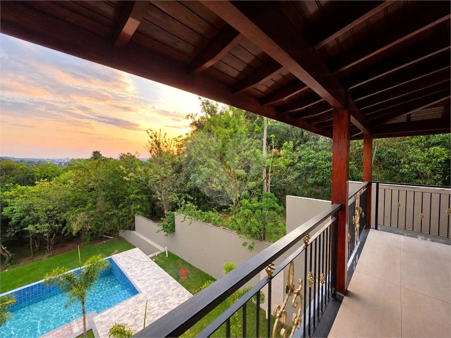 Casa à venda com 4 suítes no condomínio Residencial Jardim Primavera, Louveira - SP