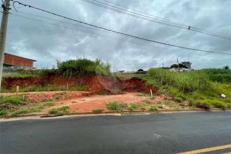 Terreno à venda no condomínio Vila Rea, Louveira - SP