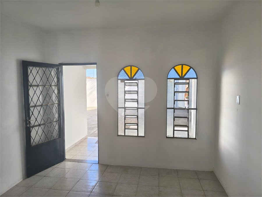 CASA AMPLA COM QUINTAL E GARAGEM PARA 4 CARROS | R$ 244.680,00 | NÃO PERCA ESSA OPORTUNIDADE!