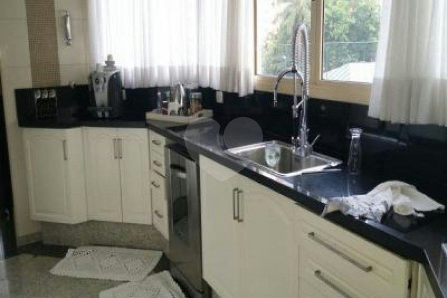 Apartamento à venda com 4 suítes em Tatuapé, São Paulo, SP