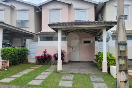 Casa à venda com 3 quartos, sendo 1 suíte, no condomínio Arte de Viver, Sorocaba - SP