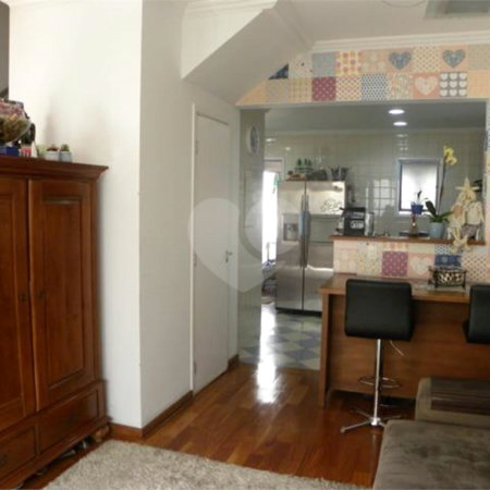 Casa à venda com 3 quartos, sendo 1 suíte, no condomínio Villas de São Francisco, São Paulo - SP
