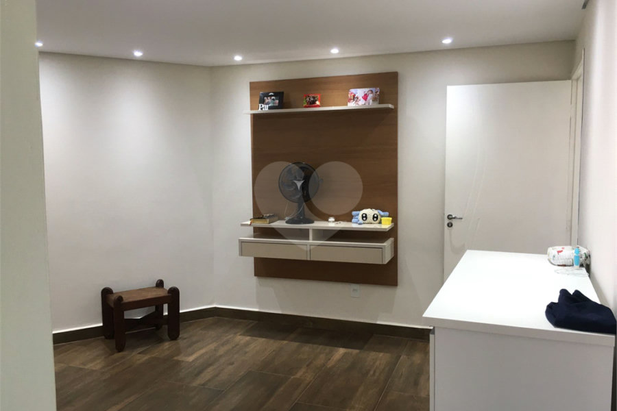 Sobrado à venda com 3 quartos, sendo 1 suíte, em Jaçanã, São Paulo, SP