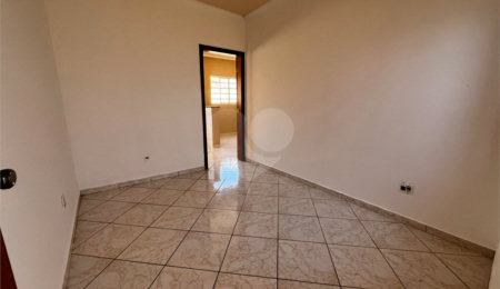 Casa à venda com 3 quartos, sendo 1 suíte,  em Jardim Fogaça, Itapetininga, SP