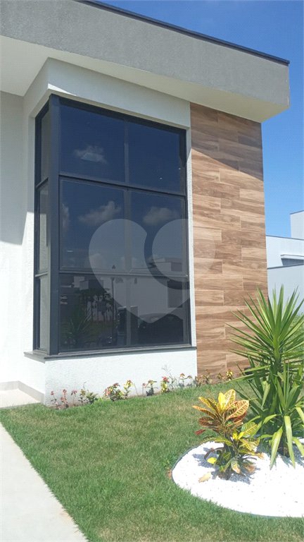 Casa à venda com 3 suítes no condomínio Jardim Residencial Dona Lucilla, Indaiatuba - SP