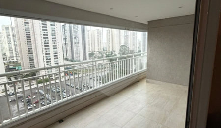 Apartamento à venda com 3 quartos, sendo 1 suíte,  no Centro, São Bernardo do Campo, SP