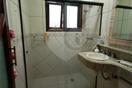 Casa à venda com 3 suítes no condomínio Aruã, Mogi das Cruzes - SP