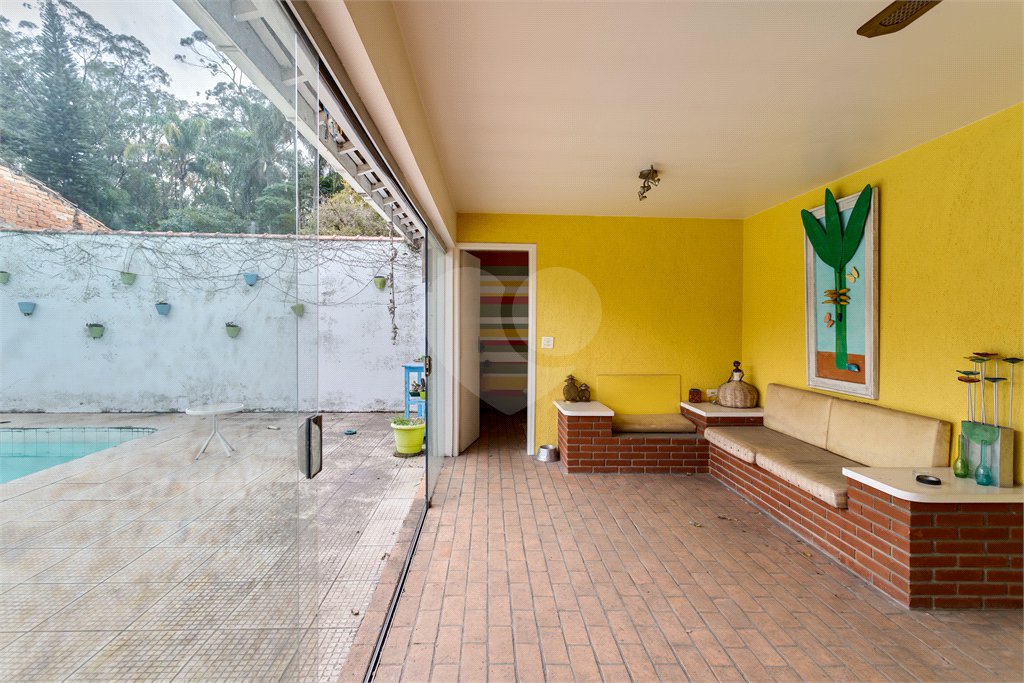 Casa à venda com 3 quartos, sendo 2 suítes,  em Alto da Boa Vista, São Paulo, SP