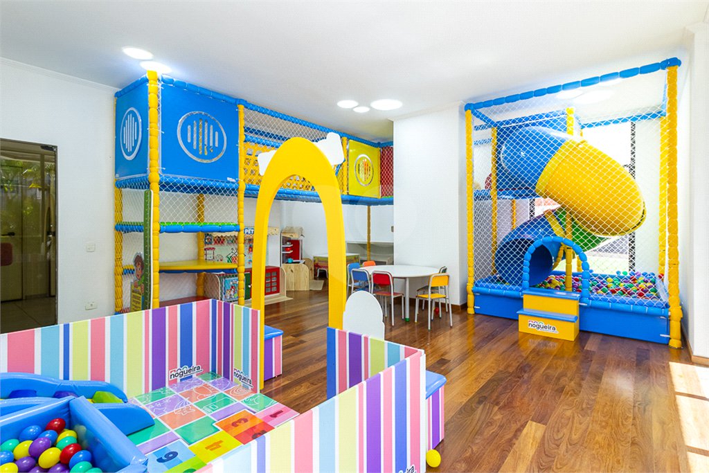 Apartamento à venda com 4 quartos, sendo 2 suítes, em Perdizes, São Paulo, SP