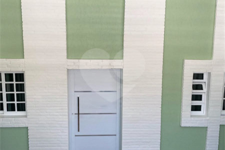 Casa à venda com 3 suítes em Vila Oceania, Poá, SP