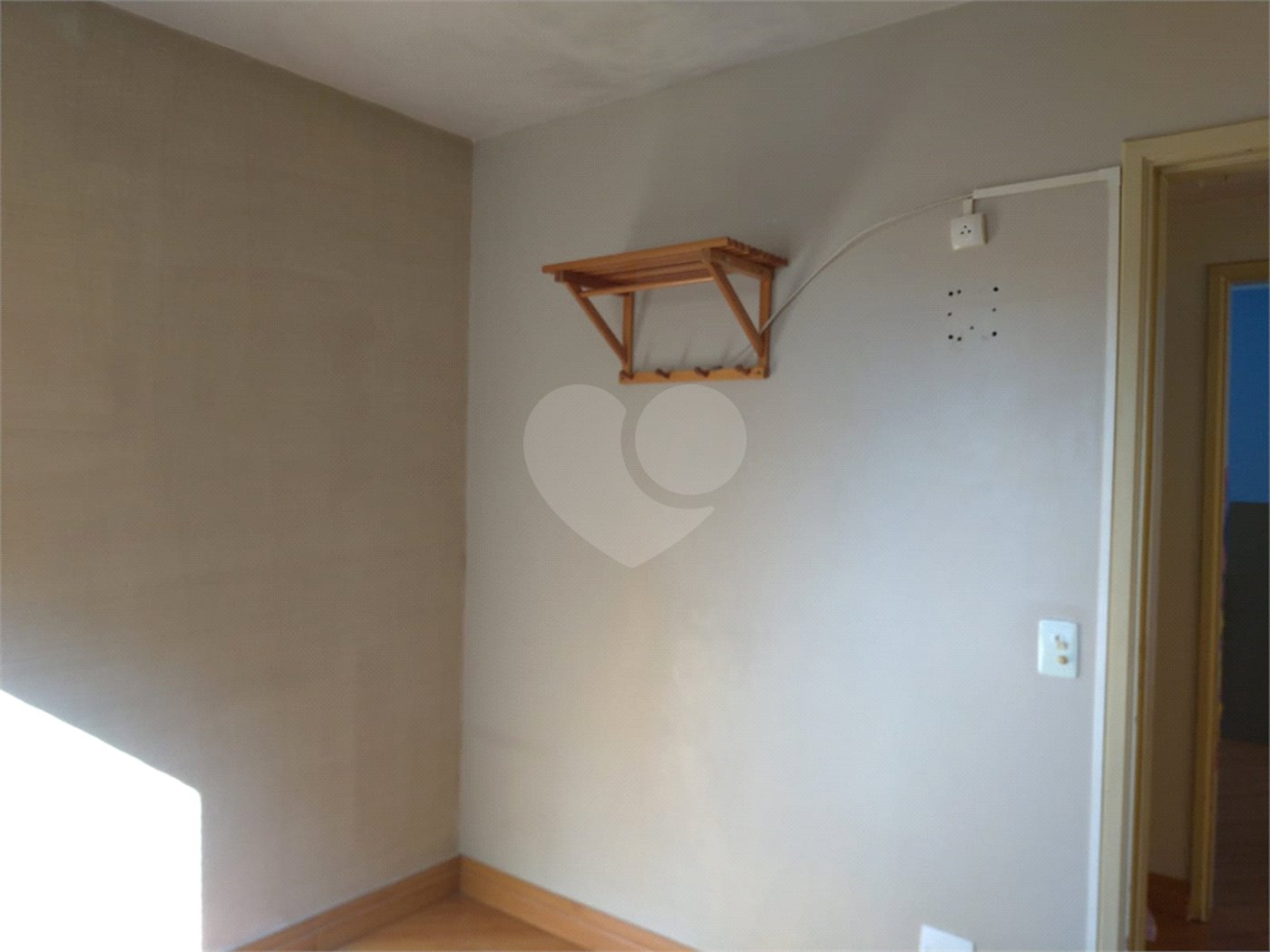 Casa à venda com 5 quartos, sendo 1 suíte, em Mantiqueira, Mairiporã, SP