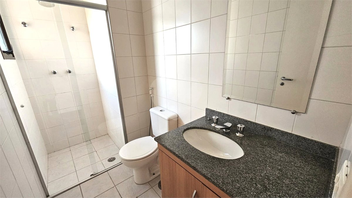Apartamento para alugar com 3 quartos, sendo 1 suíte, em Alto da Boa Vista, São Paulo, SP