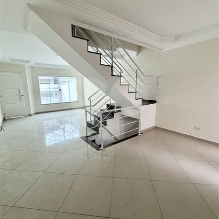 Sobrado à venda com 3 quartos, sendo 1 suíte, em Vila Invernada, São Paulo, SP