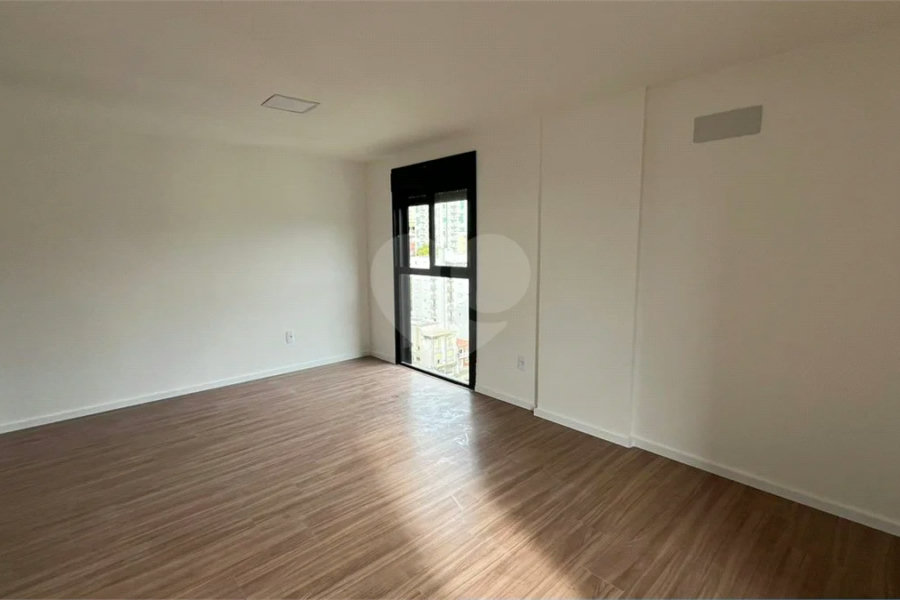 Apartamento à venda com 3 quartos, sendo 3 suítes, no Centro, Poços de Caldas - MG