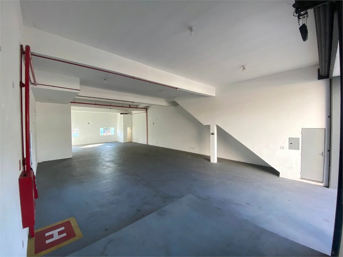 OPORTUNIDADE COMERCIAL EM OSASCO - EDIFÍCIO MARIANA