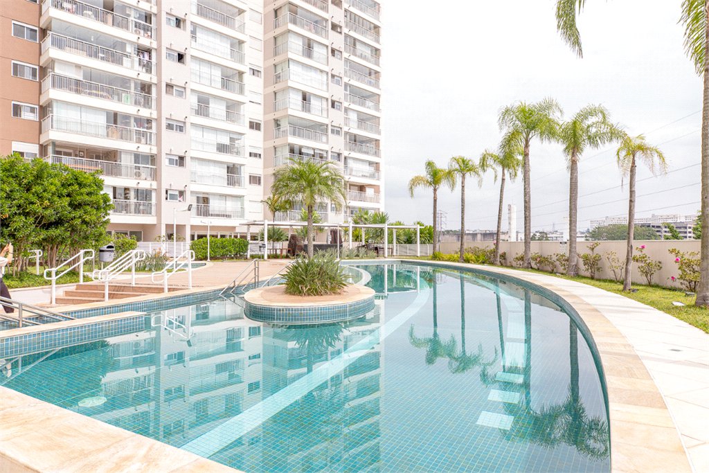 Apartamento à venda com 2 quartos, sendo 1 suíte, em Santo Amaro, São Paulo, SP