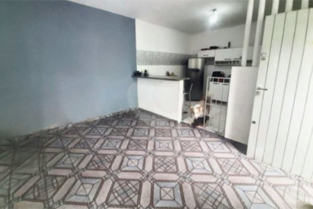 Sobrado à venda com 5 quartos, sendo 1 suíte, em Jardim Sabará, São Paulo, SP