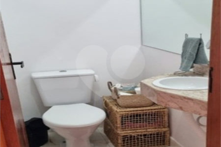 Casa à venda com 2 suítes no condomínio Residencial Pedro Julio, Mogi das Cruzes - SP