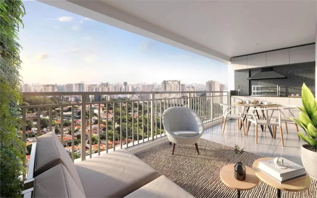 Apartamento à venda com 4 quartos, sendo 2 suítes, em Vila Anastácio, São Paulo, SP