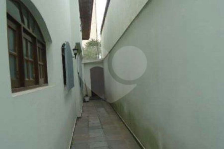 Sobrado à venda com 3 suítes em Vila Gomes, São Paulo, SP