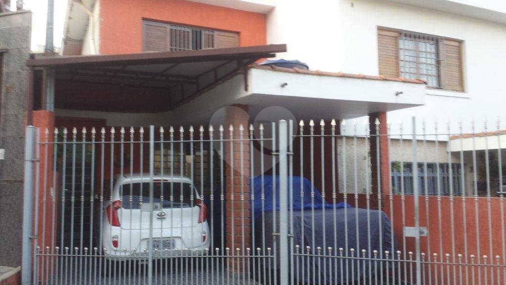 Casa à venda com 3 quartos, sendo 1 suíte, no condomínio Travessa Bruno Andreoni,16, São Paulo - SP