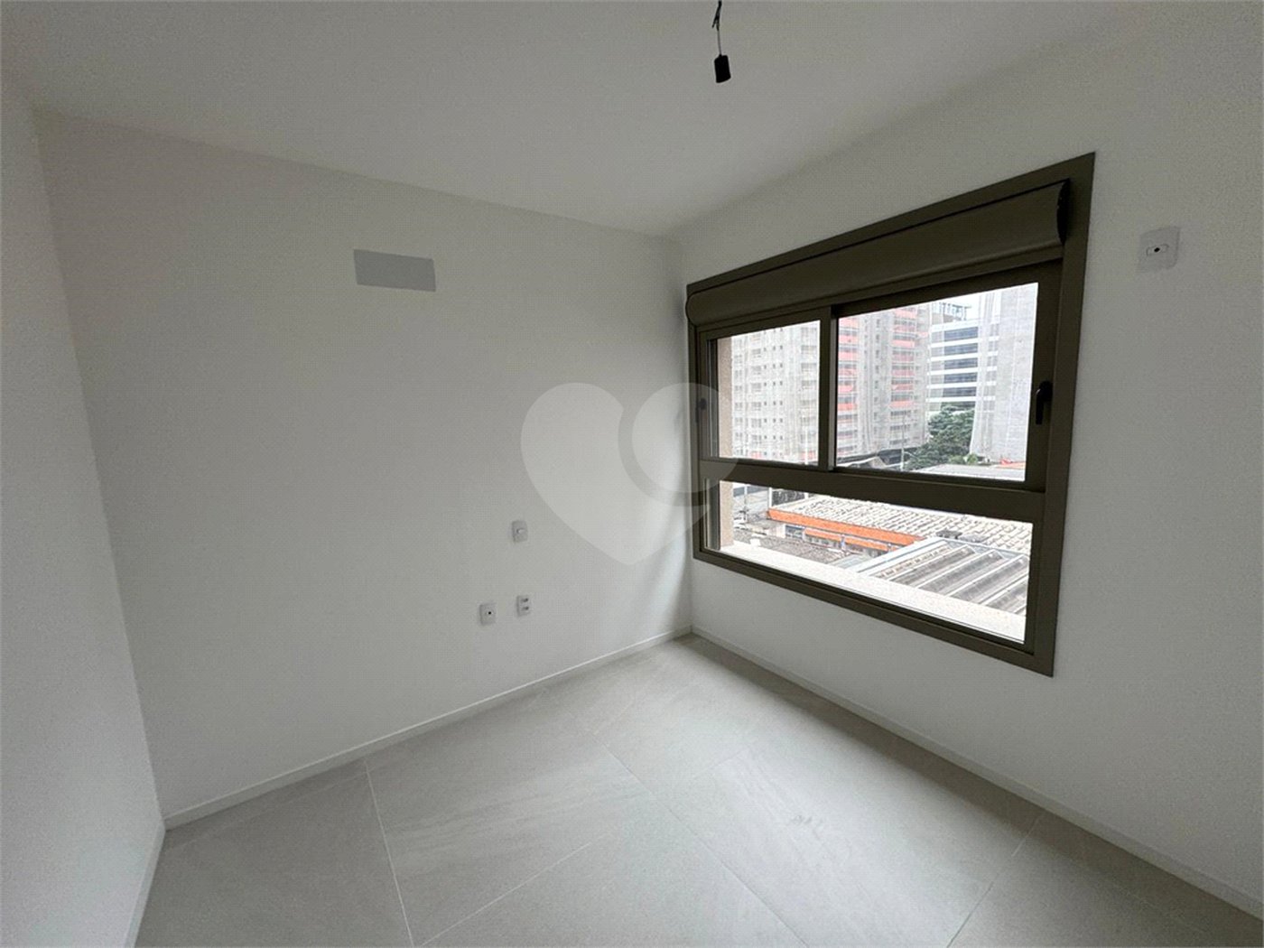 Apartamento à venda com 3 suítes em Moema, São Paulo, SP