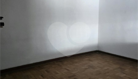 Sobrado à venda ou para alugar com 5 quartos em Jardim Itapura, São Paulo, SP