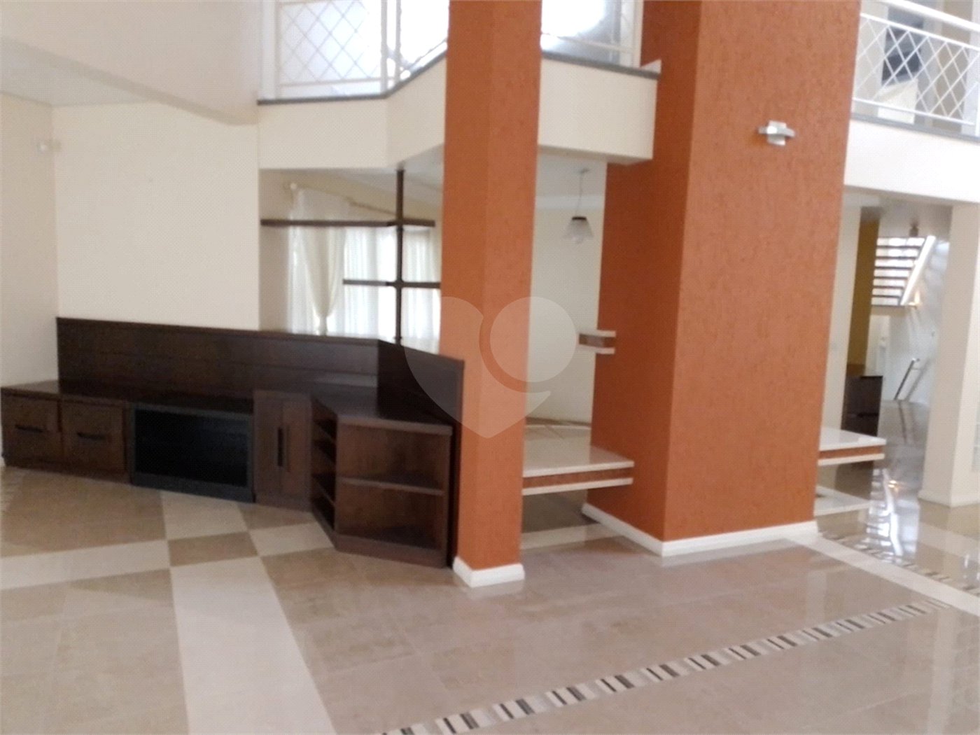 Casa à venda com 4 quartos, sendo 2 suítes,  em Vila Santista, Atibaia, SP