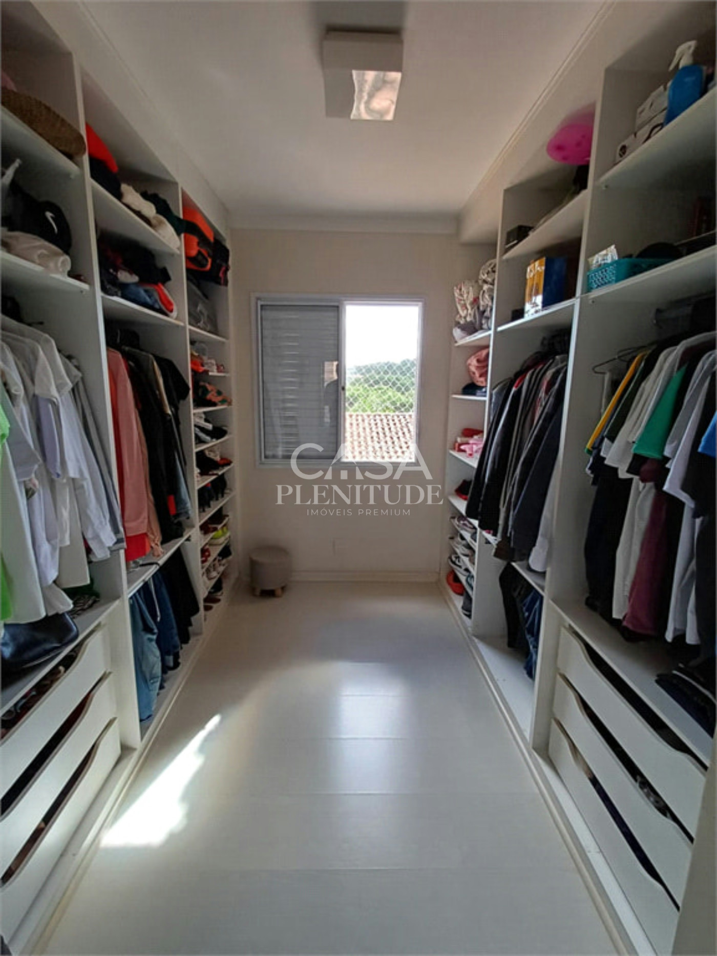 Casa em condomínio à venda com 3 quartos, sendo 1 suíte, em Vila Haro, Sorocaba, SP