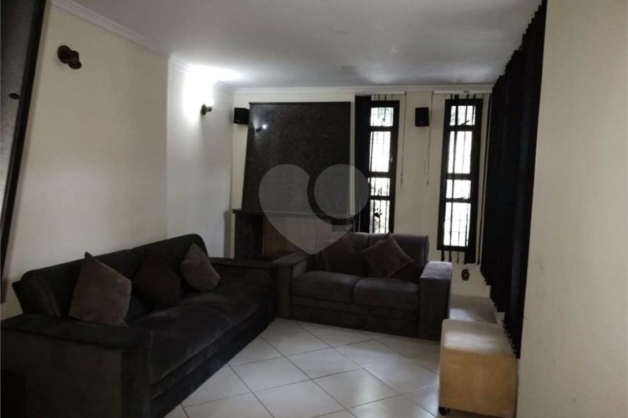 Casa Térrea à venda com 6 quartos, sendo 4 suítes, em Cangaíba, São Paulo, SP