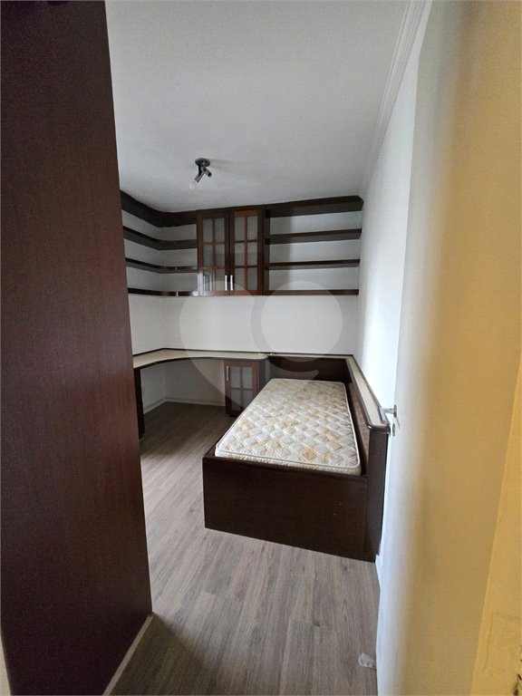 Apartamento à venda com 3 quartos, sendo 1 suíte,  em Indianópolis, São Paulo, SP
