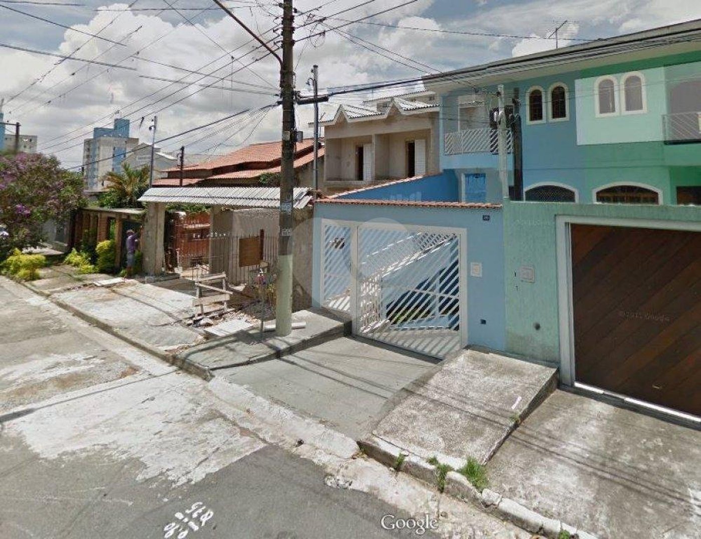 Sobrado à venda com 3 suítes em Jardim Vila Galvão, Guarulhos, SP