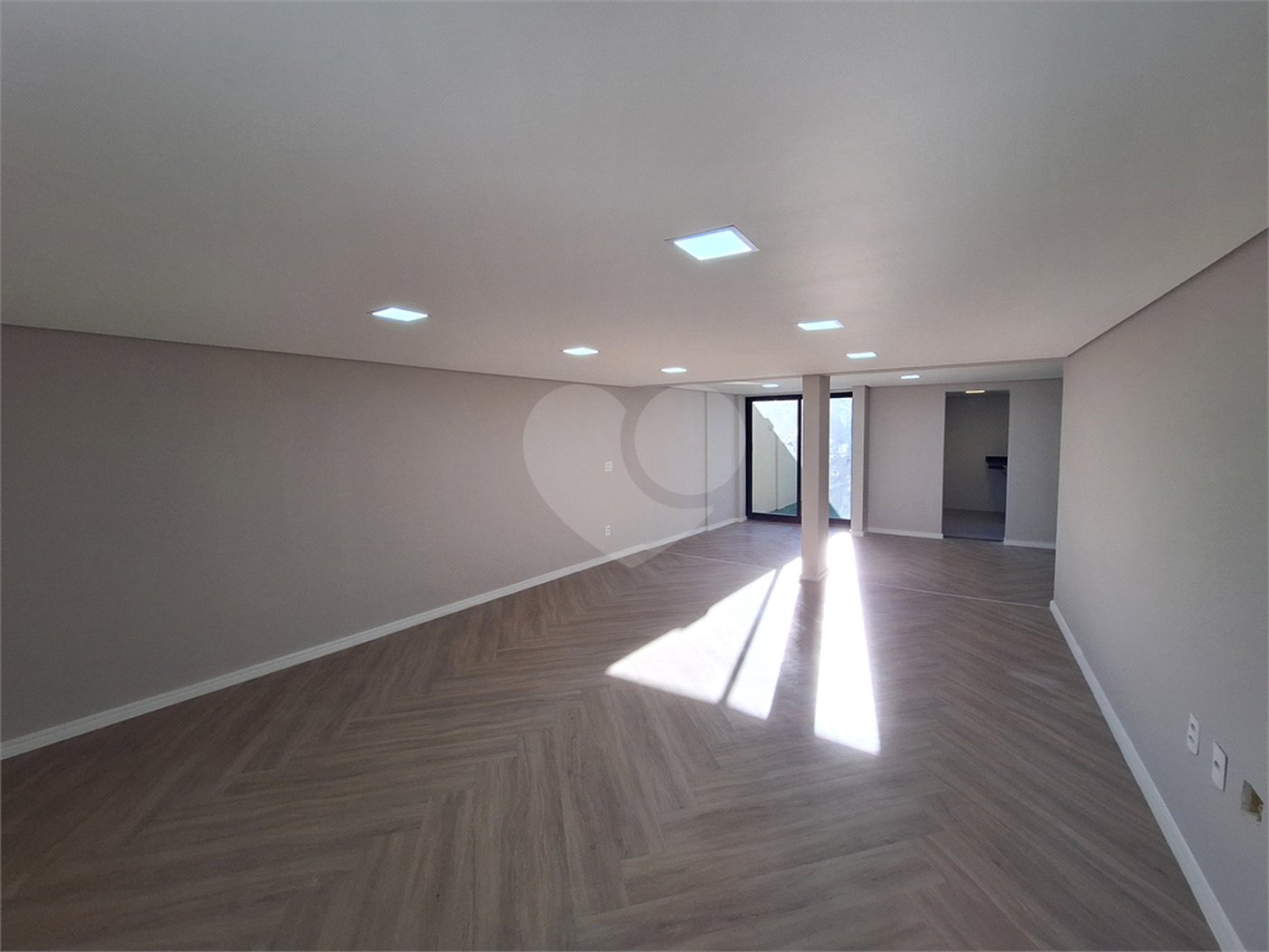 Casa à venda com 3 suítes no condomínio Aruã Brisas, Mogi das Cruzes - SP
