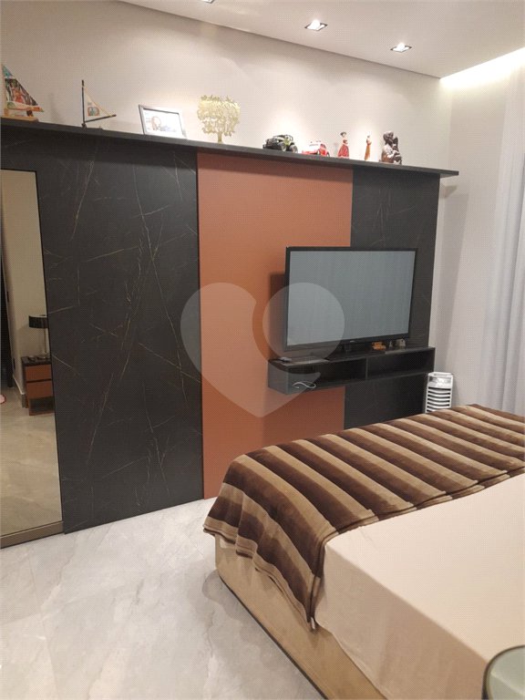 Casa à venda com 3 suítes no condomínio Reserva Real, Paulínia - SP