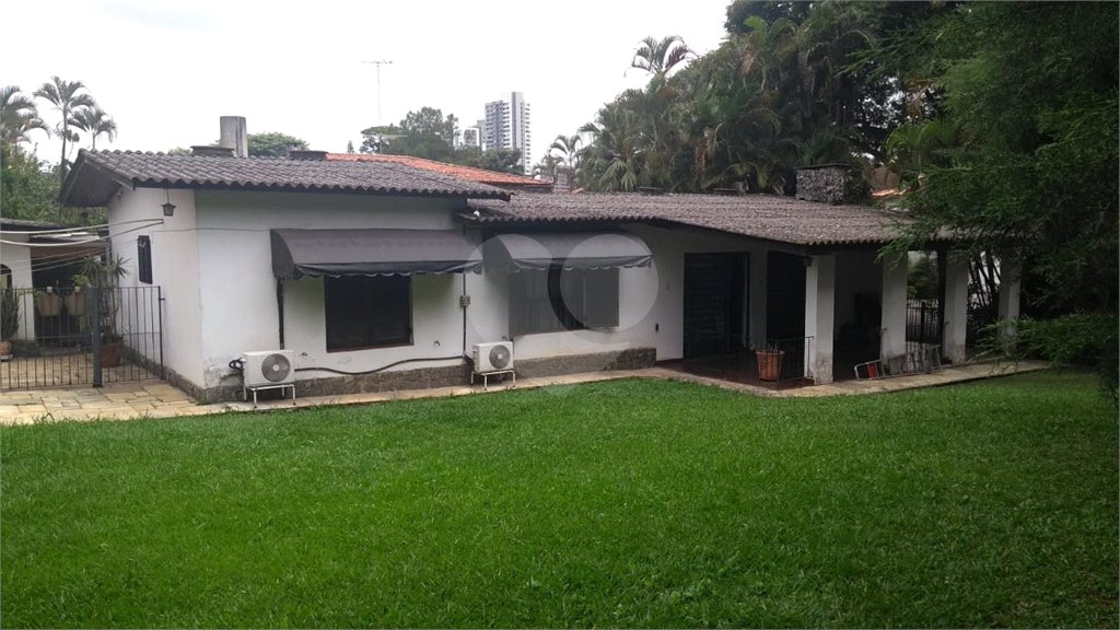 Casa Térrea à venda com 4 quartos, sendo 1 suíte, em Instituto de Previdência, São Paulo, SP