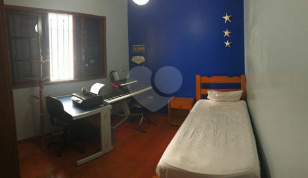 Casa à venda com 3 quartos, sendo 1 suíte,  em Santana, São Paulo, SP