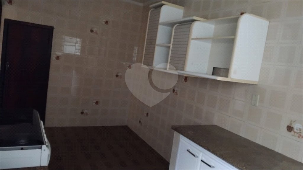 Sobrado à venda com 3 quartos em Jardim Odete, São Paulo, SP