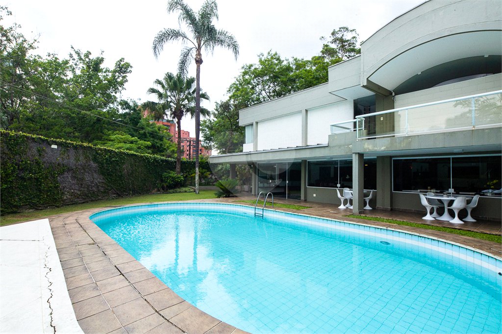 Sobrado à venda com 3 suítes em Jardim Marajoara, São Paulo, SP