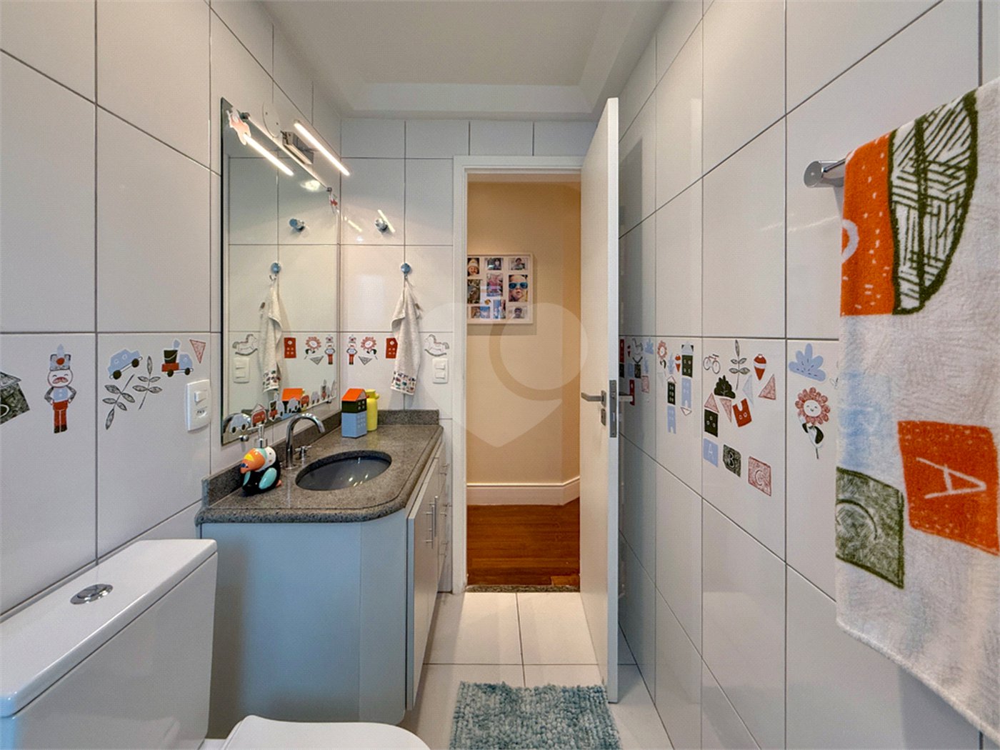 Apartamento à venda com 3 suítes em Campo Belo, São Paulo, SP