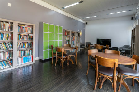 Apartamento à venda com 3 quartos, sendo 1 suíte, em Santo Amaro, São Paulo, SP
